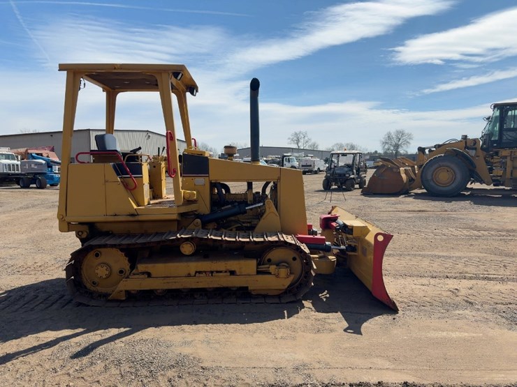 1994-caterpillar-d3c-iii-image-6