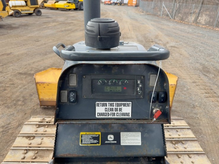 2010-john-deere-2010-image-35