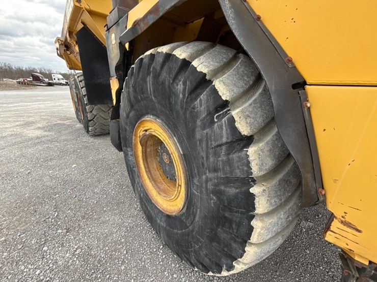 2007-komatsu-hm400-2-image-14