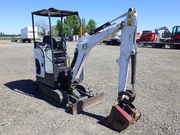 bobcat-hydraulic-excavator-image-2