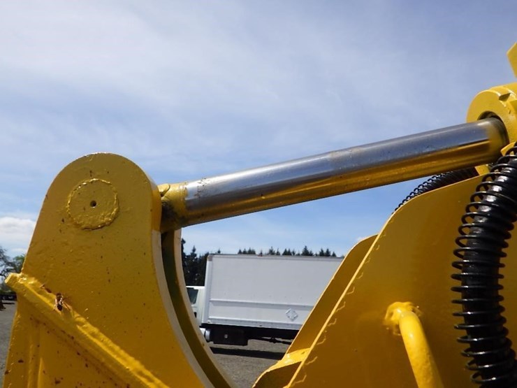 komatsu-pc28uu-image-14