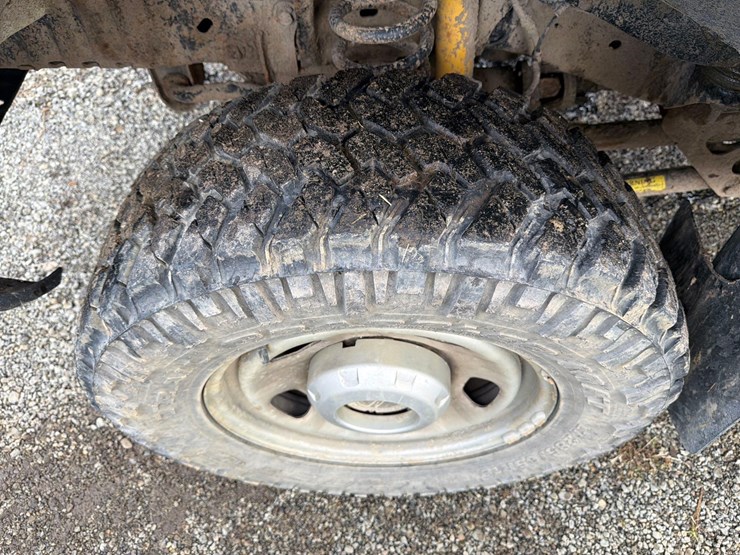 2013-ford-e350-image-12