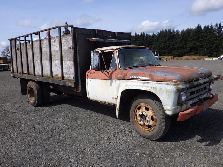 1961-ford-f600-image-3