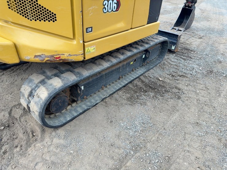 2022-caterpillar-306-image-21