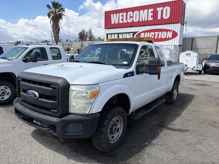 2011-ford-f250-image-1