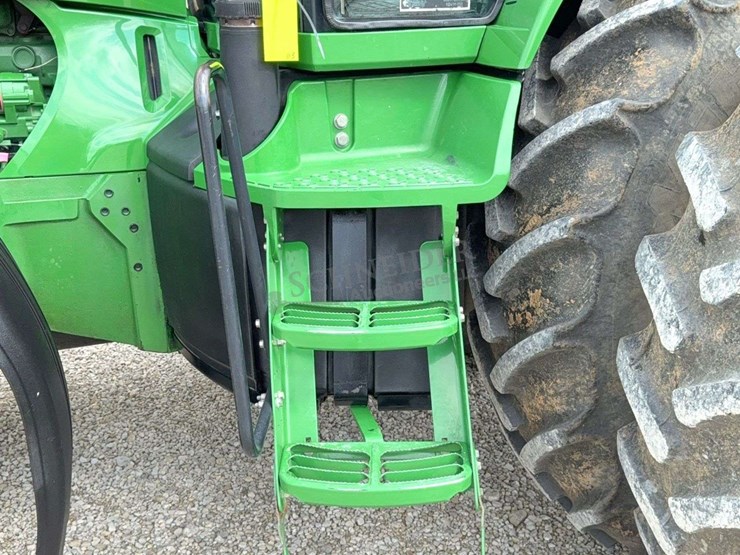 john-deere-200-image-96