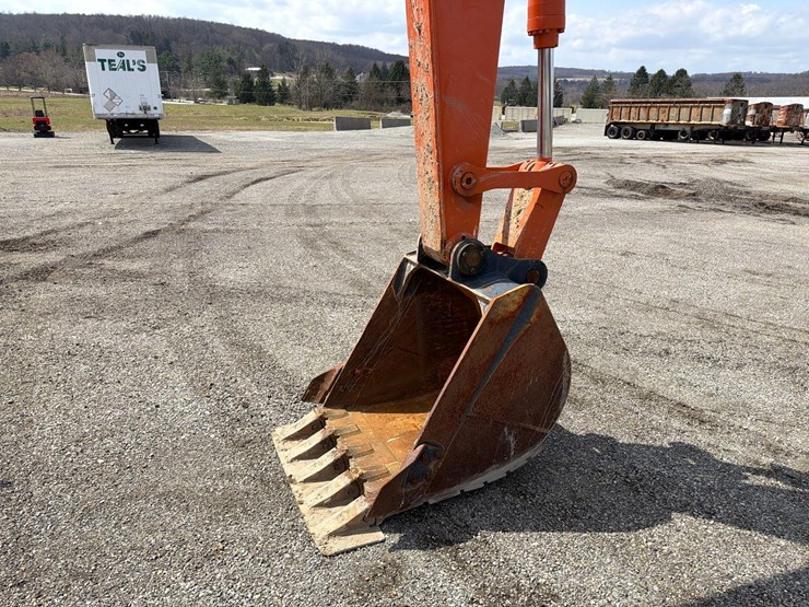 2019-hitachi-zx120-6-image-14