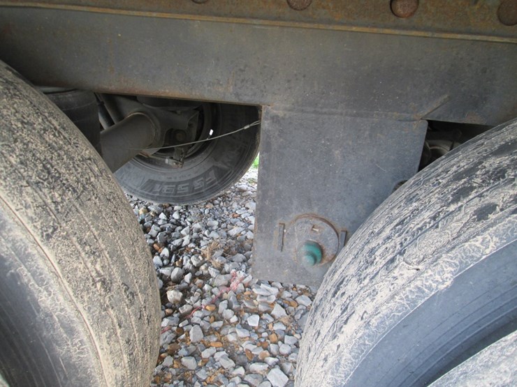 2007-utility-4000dx-image-7