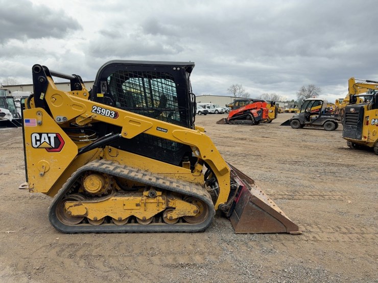 2020-caterpillar-259d3-image-6
