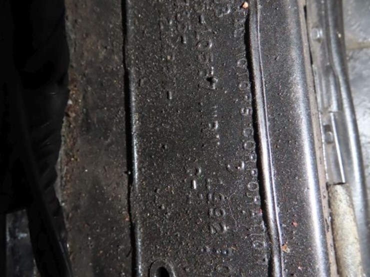 1965-chevrolet-corvair-monza-convertible-image-15