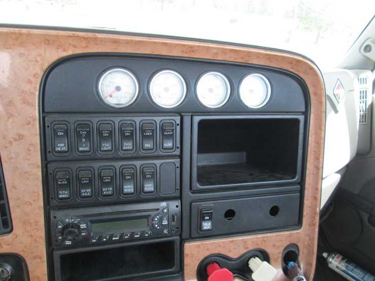 2012-international-prostar-image-34