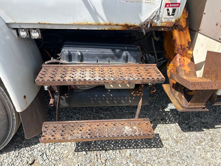 2010-international-4400-sba-image-28