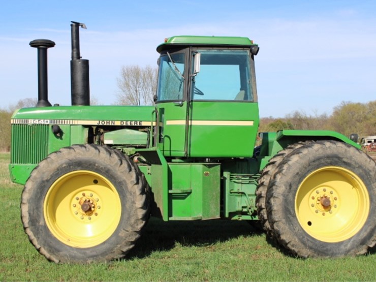 john-deere-8440-image-20