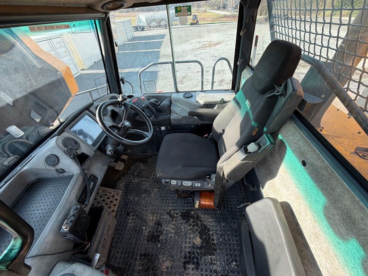 2017-bell-b45e-image-17