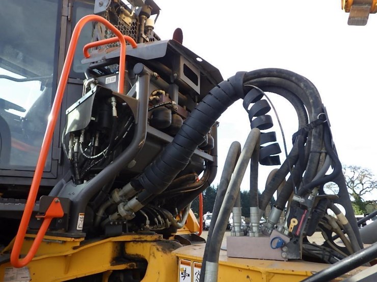 2018-volvo-a45g-image-10