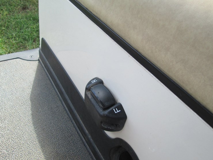 #46158-•-2020-club-car-golf-cart-je2031-093052-image-15