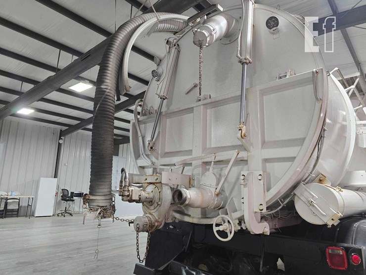 2012-international-workstar-7600-image-26