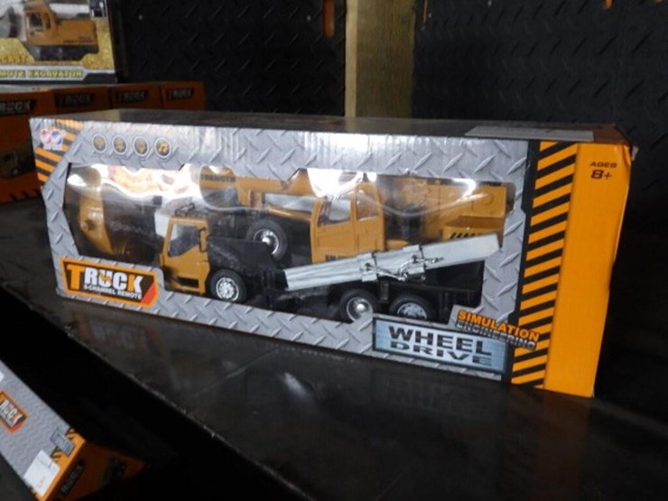 sklp-crane-toy-image-1