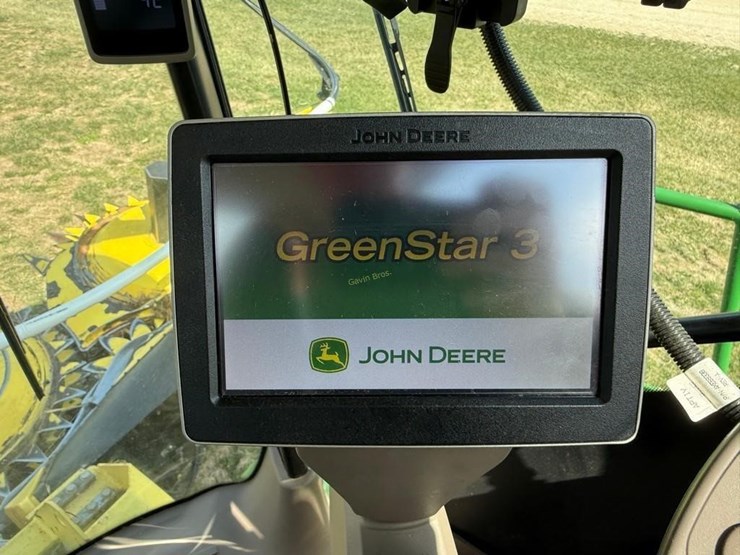 2019-john-deere-9700i-image-38