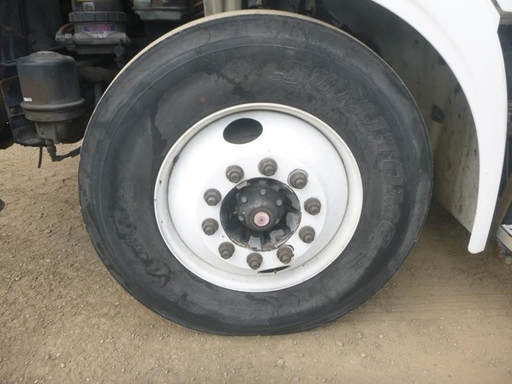 2012-freightliner-m2-s/a-truck-tractor-image-22