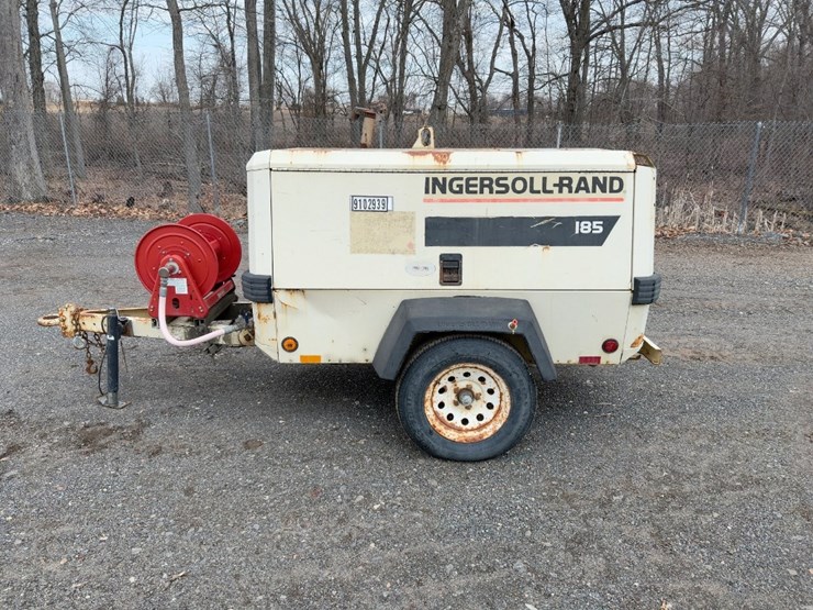 2015-ingersoll-rand-185-image-2