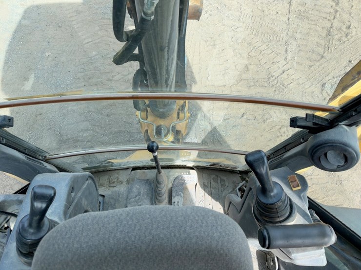 2012-deere-410k-image-24