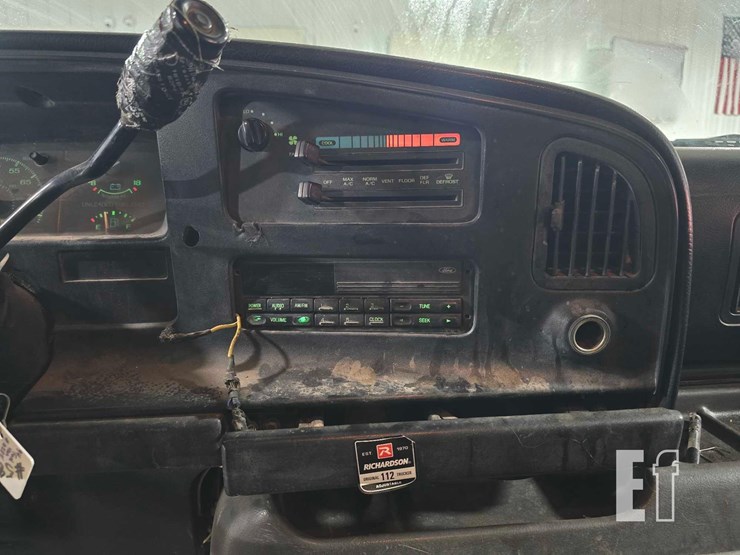 1994-ford-e350-image-14