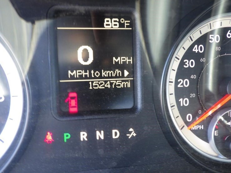 2014-dodge-1500-image-14