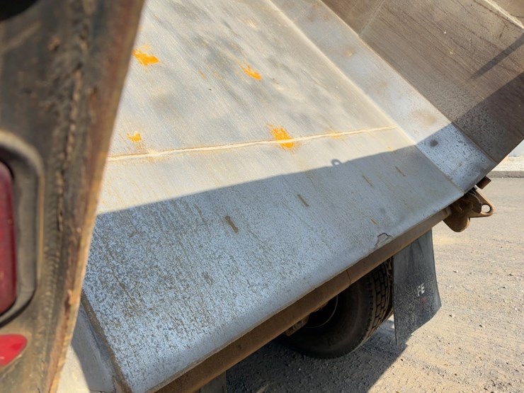 2006-mack-granite-cv713-image-26