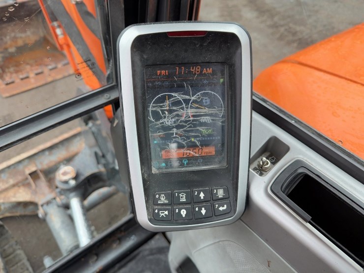 2019-doosan-dx85r-3-image-32