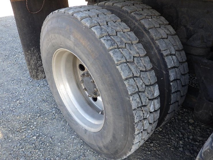 1999-international-9300-image-30