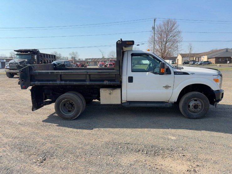 2015-ford-f350-xl-image-6
