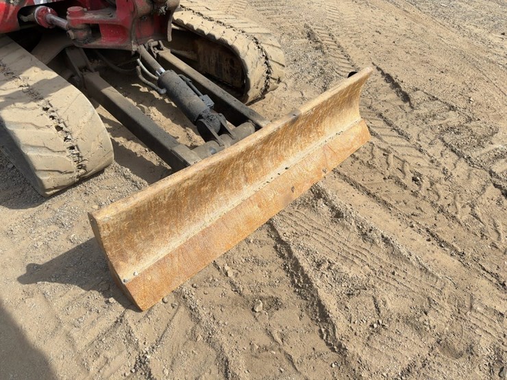 2007-takeuchi-tb135-image-16