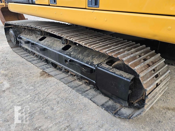 caterpillar-320gc-image-31