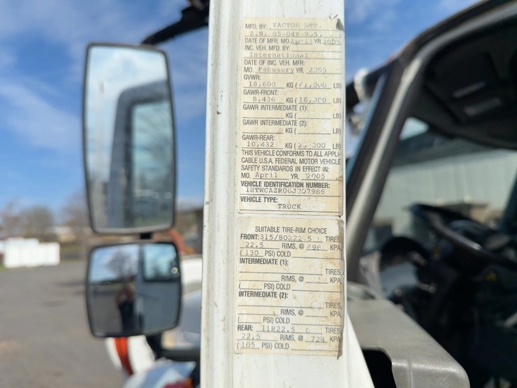 2006-international-7400-image-30