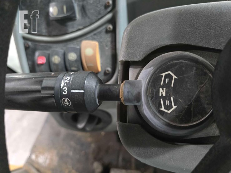 2003-caterpillar-420d-it-image-24