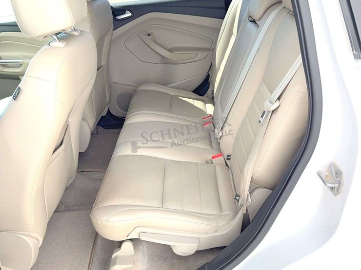 2014-ford-escape-titanium-image-41