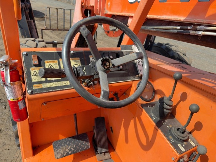 2014-sky-trak-10054-image-17