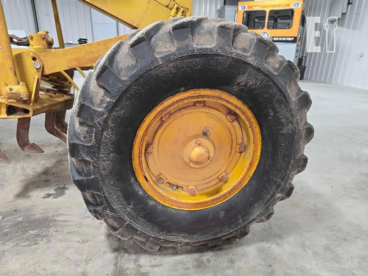 caterpillar-14e-image-33