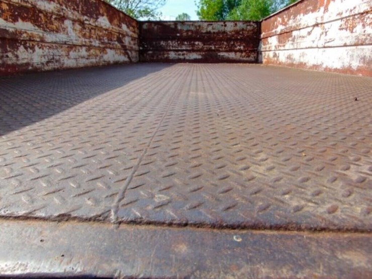 gooseneck-dump-trailer-image-10