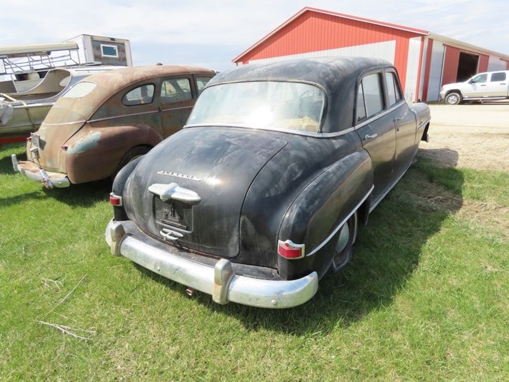 1951-plymouth-cambridge-4dr-sedan-for-parts-image-4