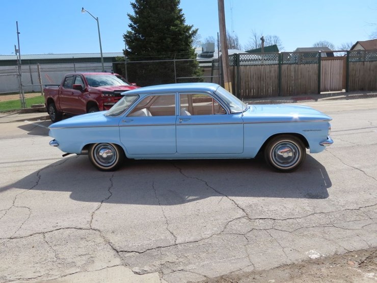 1960-chevrolet-corvair-4dr-sedan-image-4