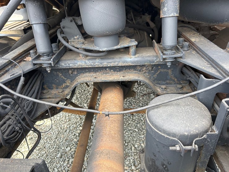 1999-mack-cl713-image-78