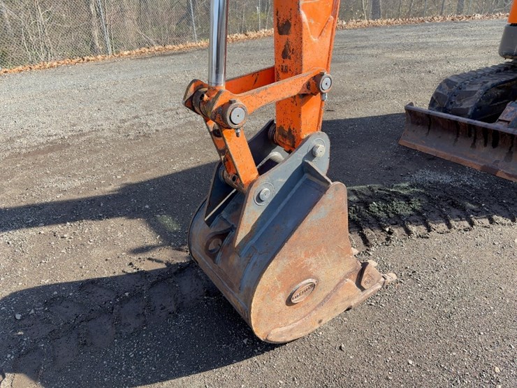 2019-doosan-dx85r-3-image-13