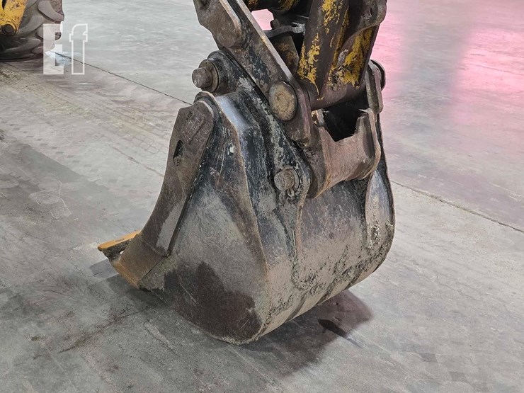 2012-caterpillar-420e-image-16