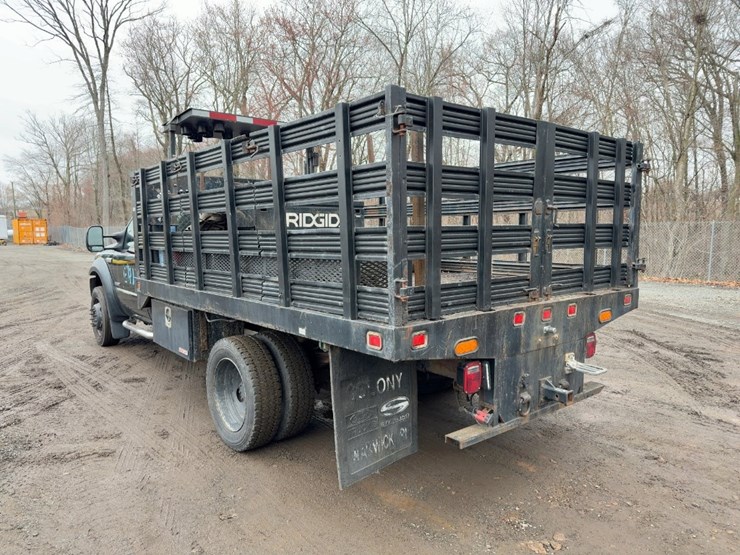 2006-ford-f550-xl-image-3