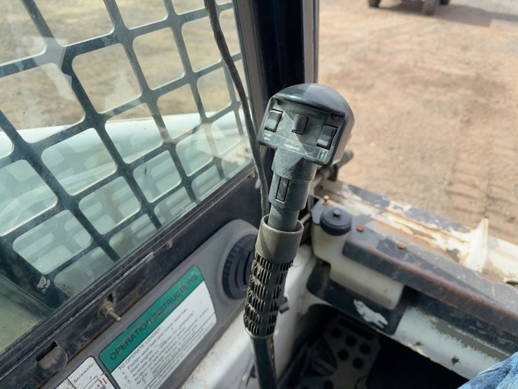 2000-bobcat-753-image-16