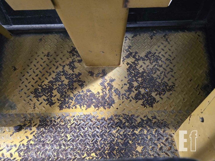 1996-caterpillar-cp-563c-image-19