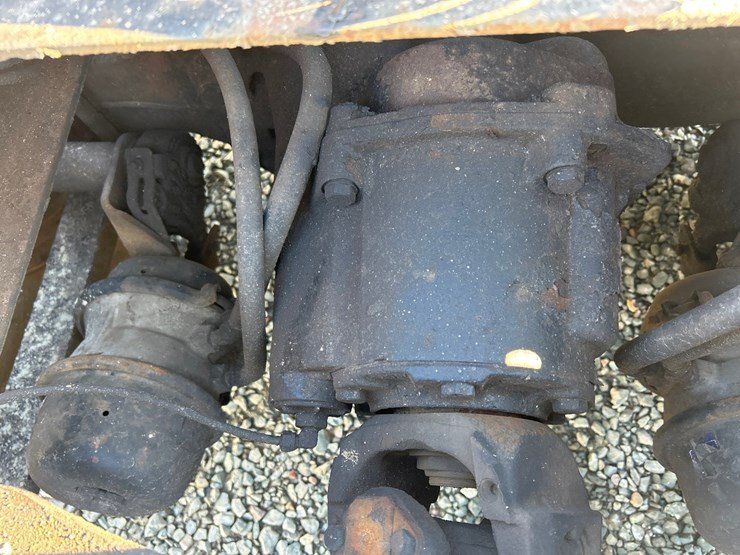 2002-massey-ferguson-8-image-30