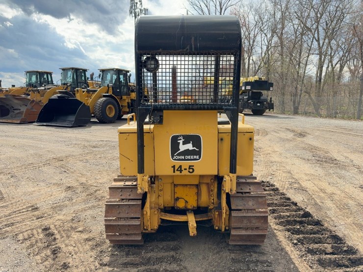 1983-deere-350c-image-4